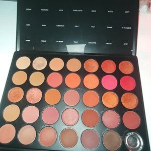 Morphe 3502 eyeshadow palette
